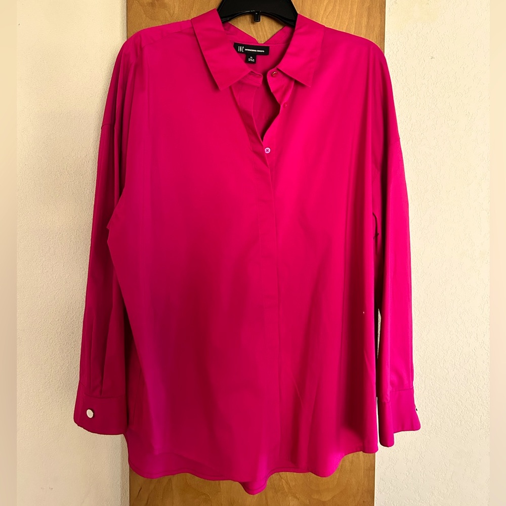 Magenta, button-up, women’s,oversized shirt.